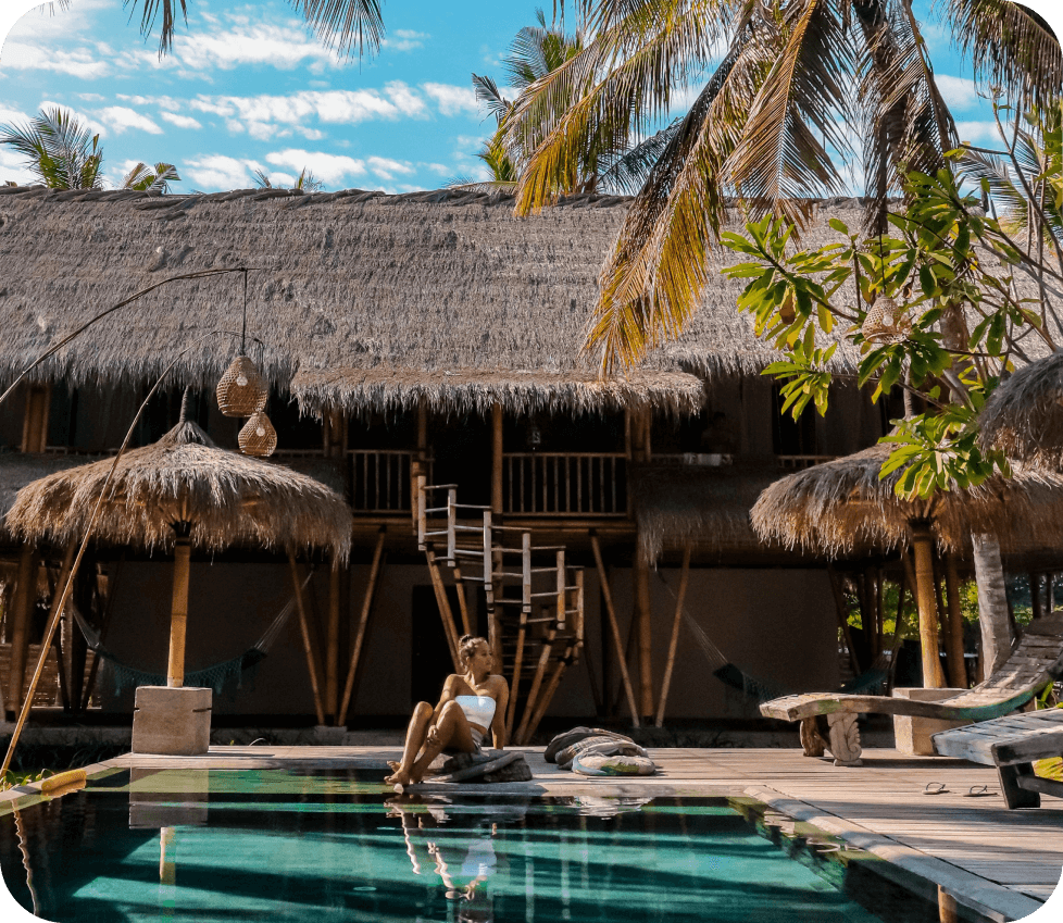 thatch-house-with-pool